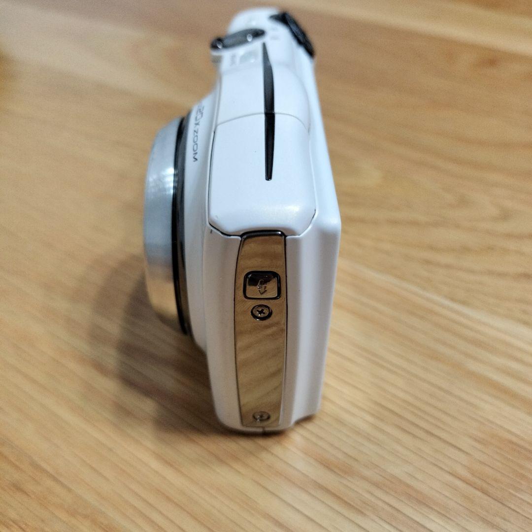 【中古品】FUJIFILM FinePix F750EXR ブラック