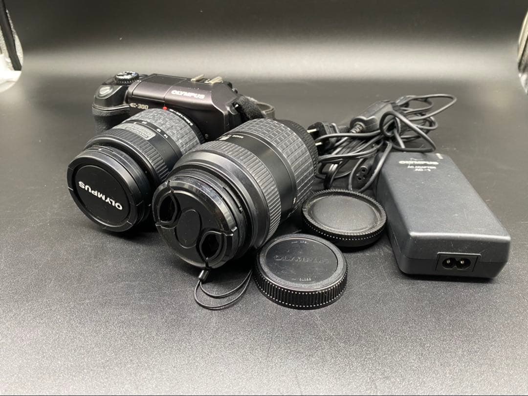 ★OLYMPUS 一眼レフカメラ E-300
