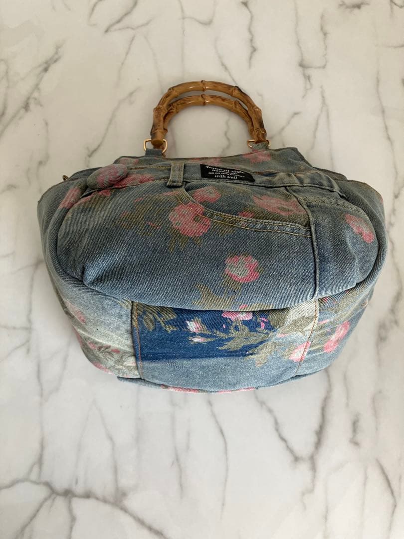 802 ✿ いちご ✿　花柄デニムリメイクバック　ハンドメイド2点