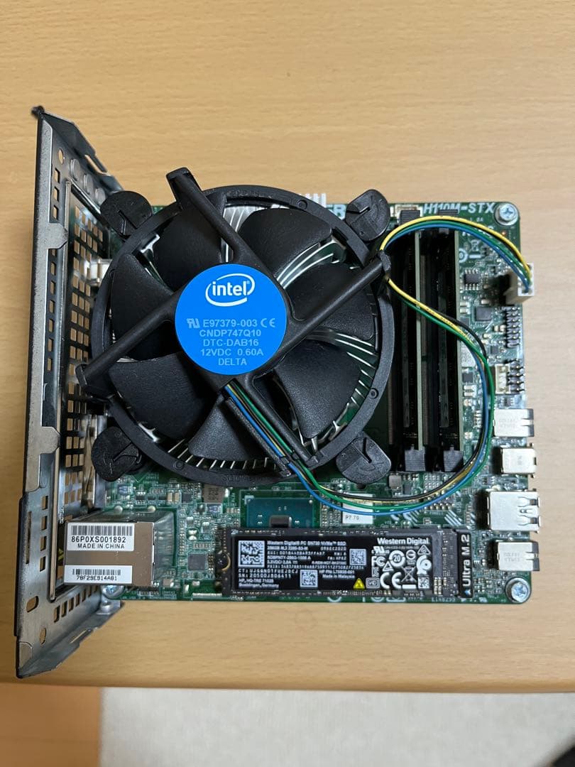 【ジャンク】DeskMini 110 ベアボーンキット