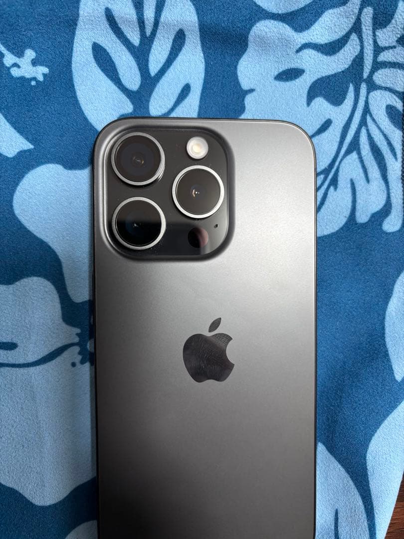 iPhone 15 Pro 1TB 整備済交換品BT100% 付属品完備＋おまけ