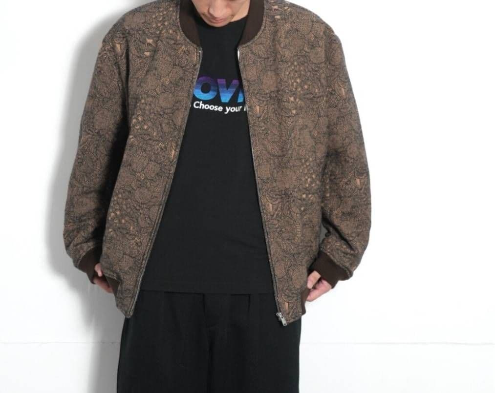 美品SEVEN BY SEVEN プリマロフト刺し子ジャカードブルゾン フルーツ