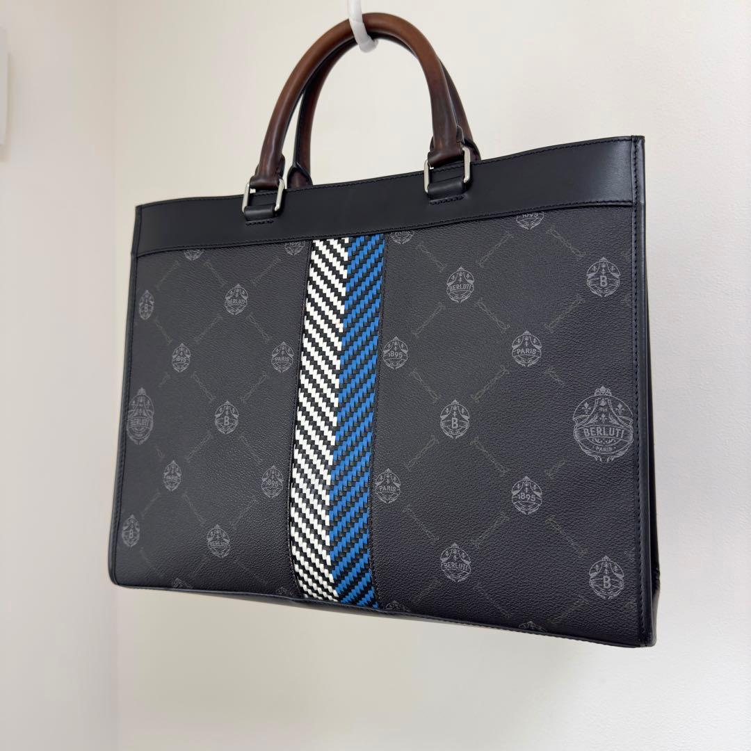 極美品 定価43.4万円 ベルルッティ 限定ウリス パティーヌレザートートバッグ