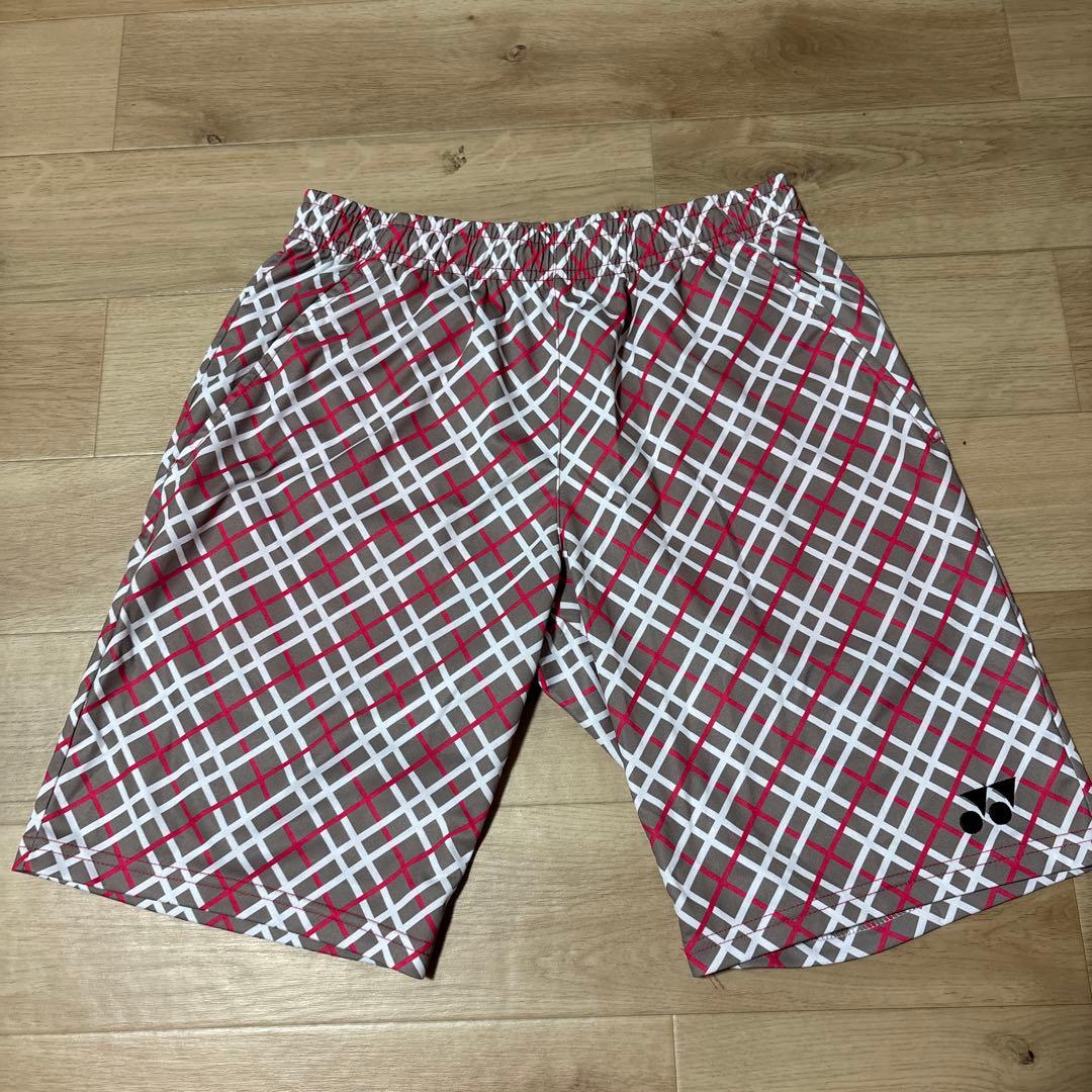 ヨネックス　ハーフパンツ