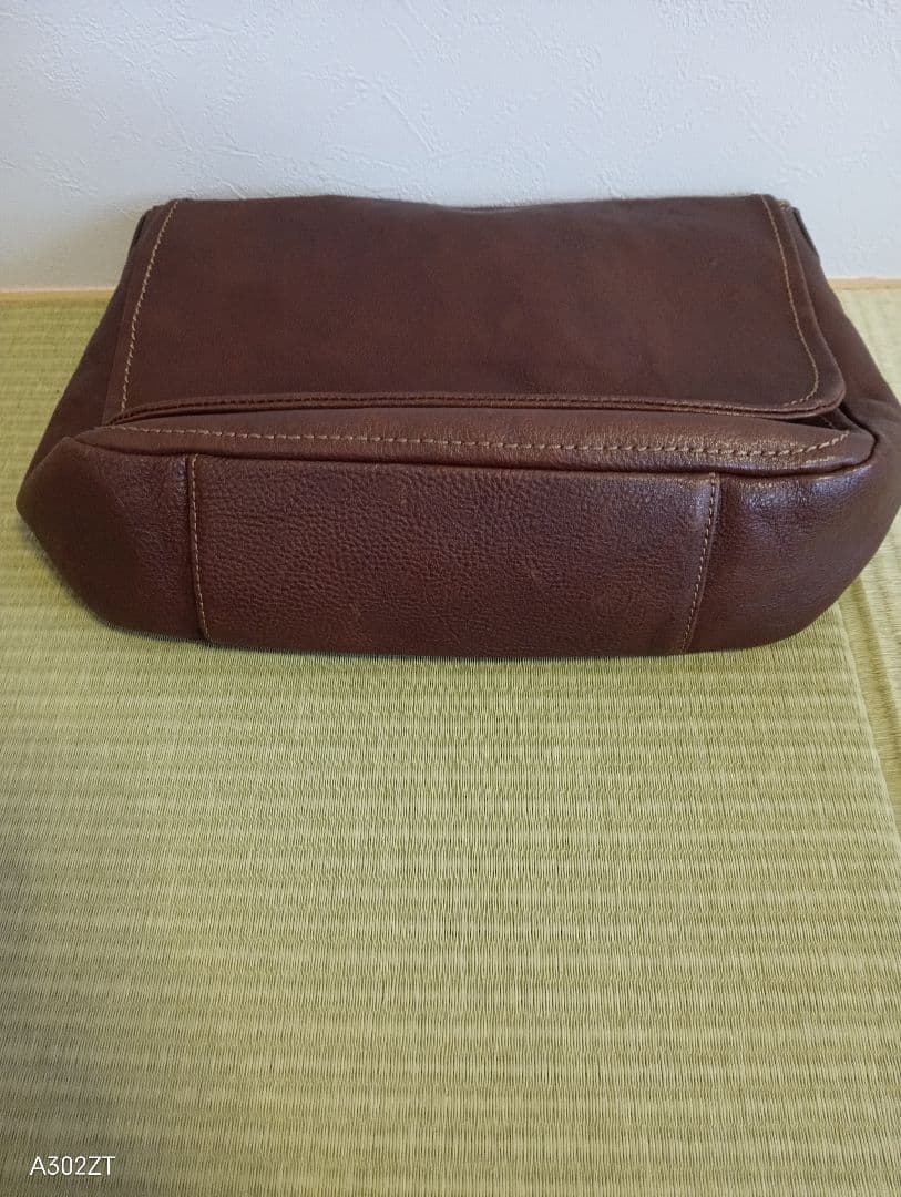 土屋鞄　オイルトーンヌメショルダー　ダークブラウン