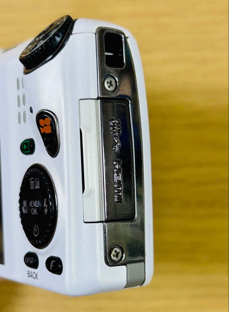 デジタルカメラ Fine pix F800EXR FUJIFILM