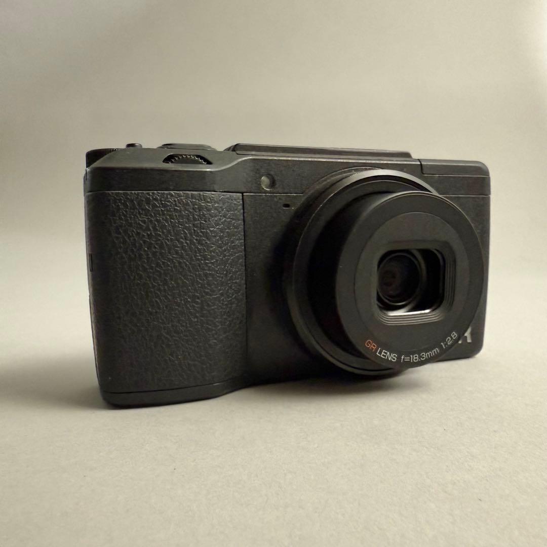 RICOH GR Ⅱ コンパクトデジタルカメラ（2015発売）
