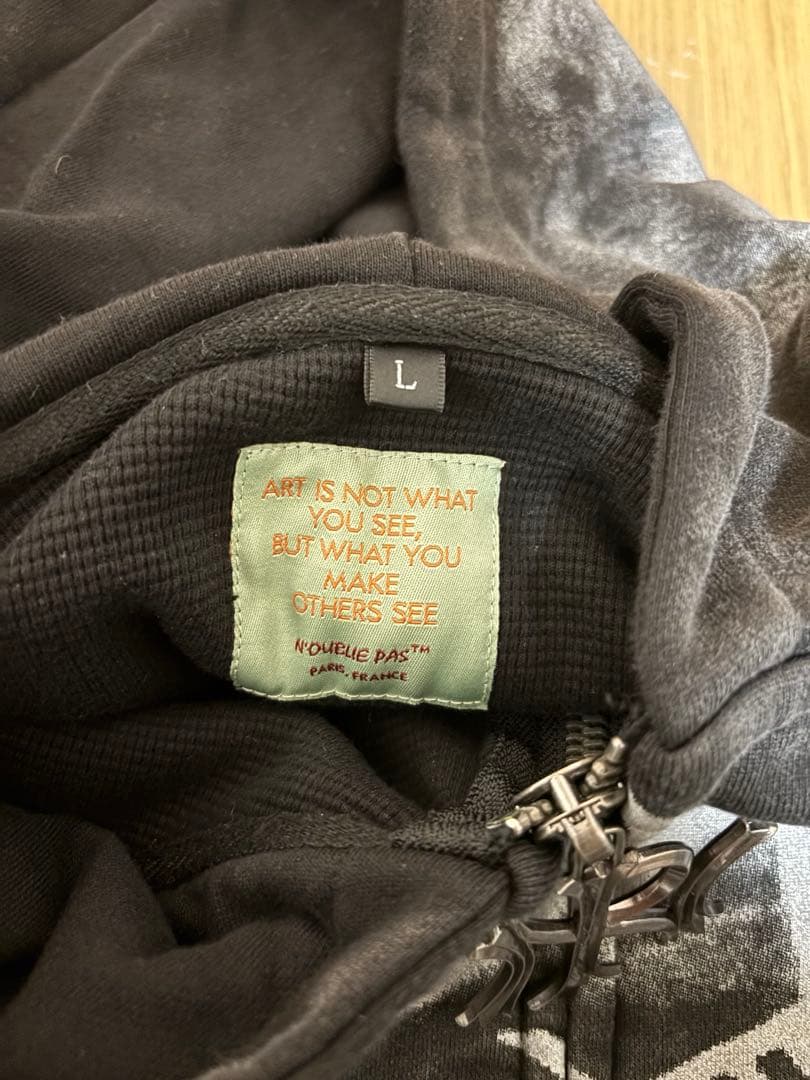 定価約６万円N'oublie pas ジップフーディー