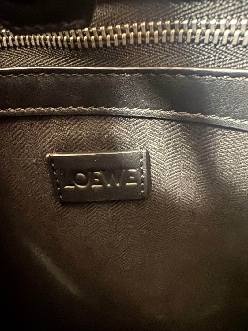 ロエベ LOEWE ブラックレザートートバッグ