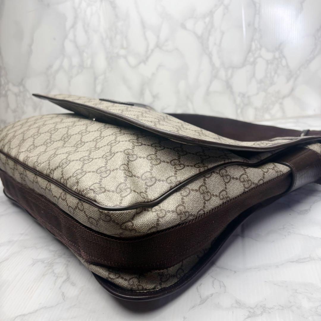031 美品 GUCCI PVC ショルダーバッグ GGスプリーム 大容量 u1