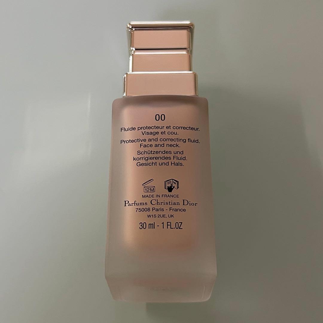 ディオール プレステージ ホワイト ル プロテクターUVミネラルBB 00