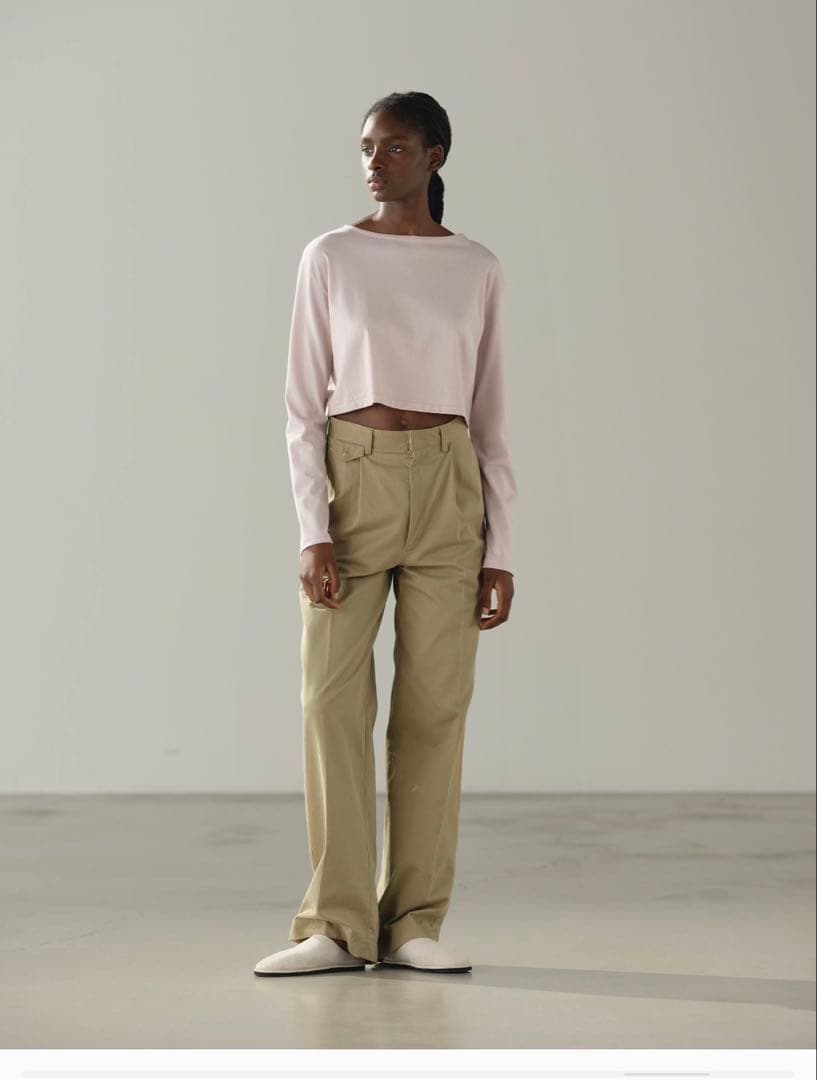 ‼️ててて、AURALEE 25SS チノワンタックパンツ