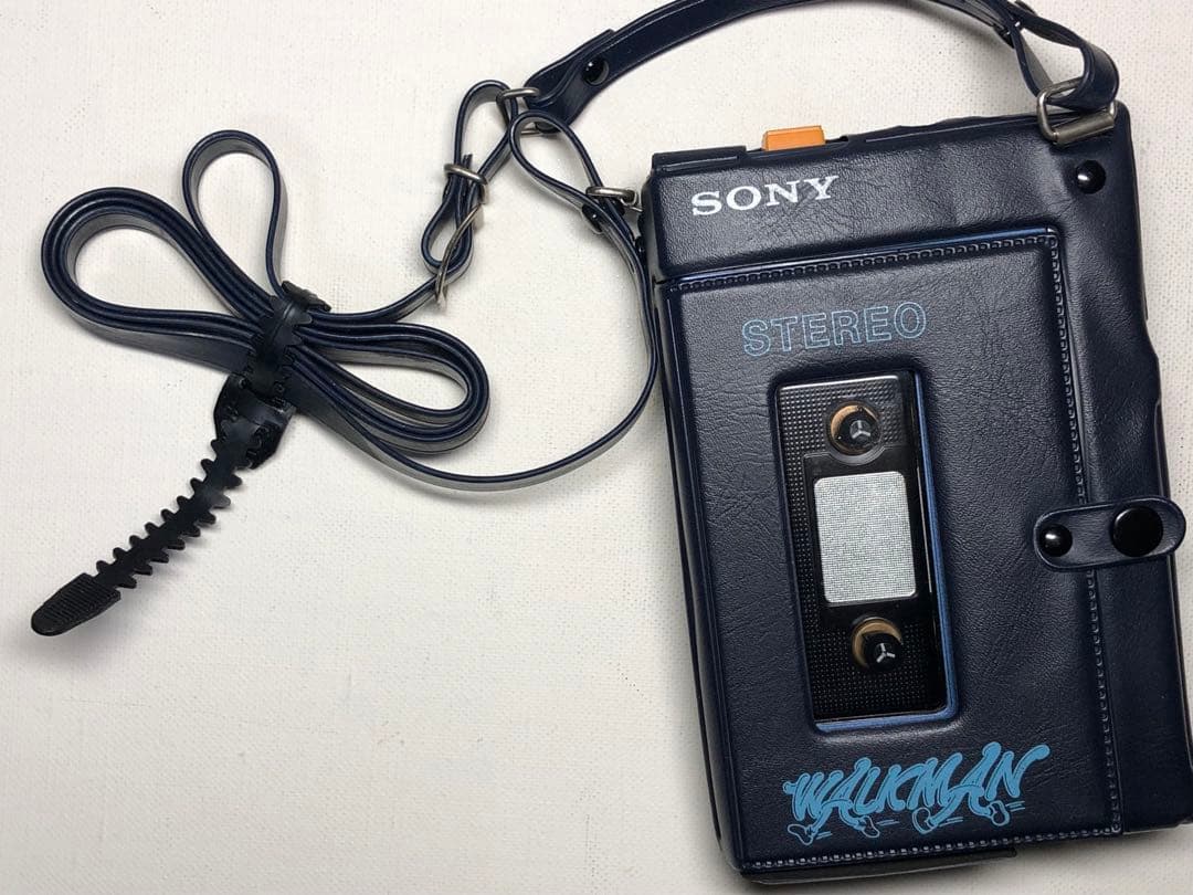 TPS-L2感動動作Guys&Dolls SONY初代カセットウォークマン良品B