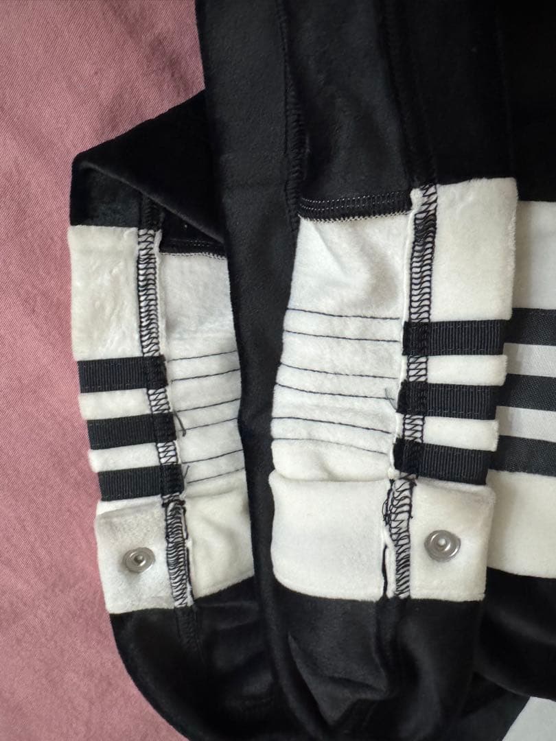 アディブレイク ベロア トラックトップ　ジャージ　重盛さとみ