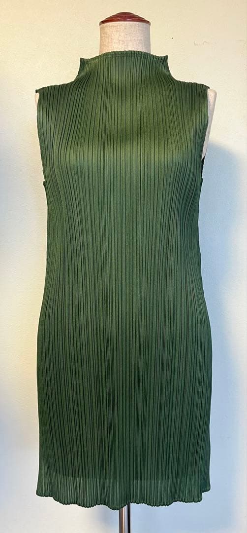 PLEATS PLEASE ISSEY MIYAKE ノースリーブ ワンピース