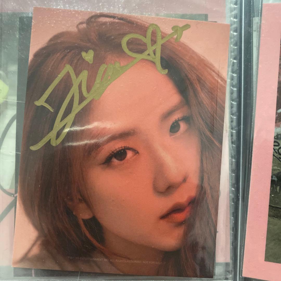 BLACKPINK ジス　Jisoo 直筆　サイン入り カード