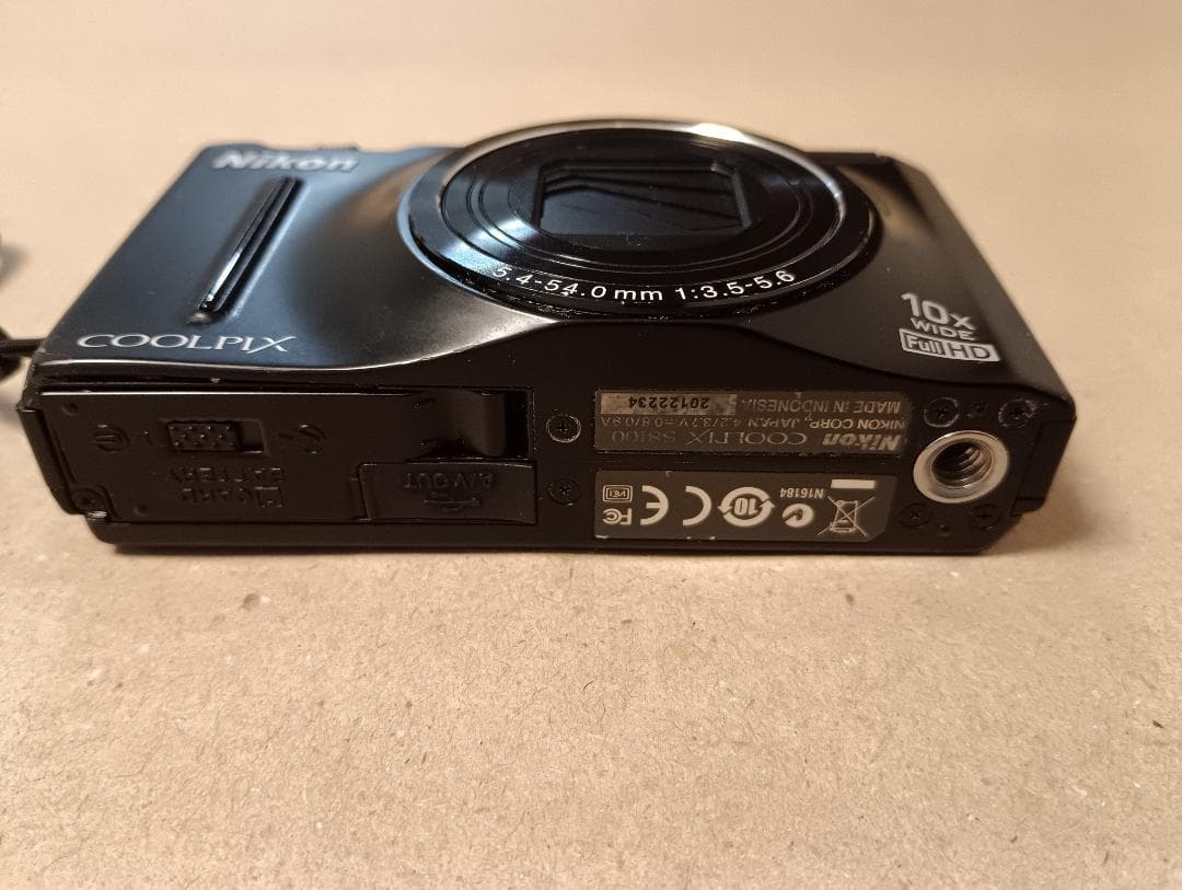 Nikon COOLPIX S8100 コンパクトデジタルカメラ