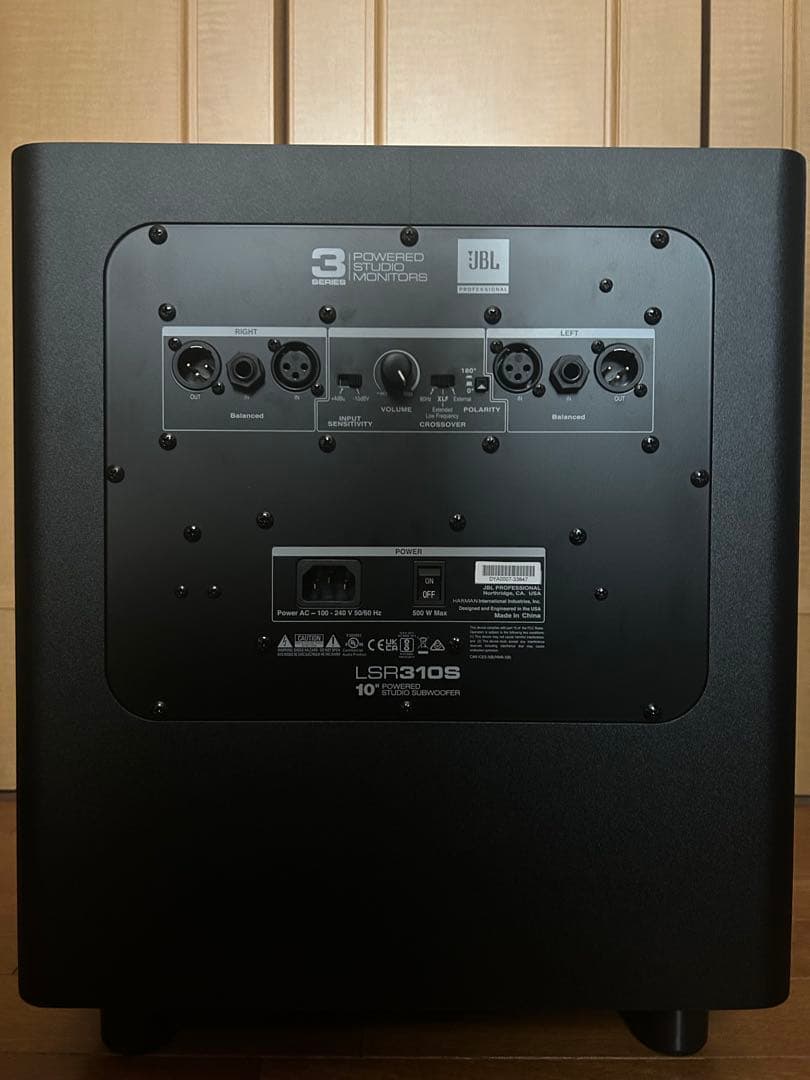 スピーカー・ウーファー JBL LSR310S