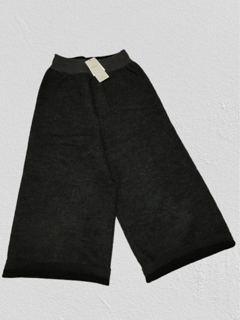【新品未使用タグ付】iinesダークグレー リバーシブルパンツ
