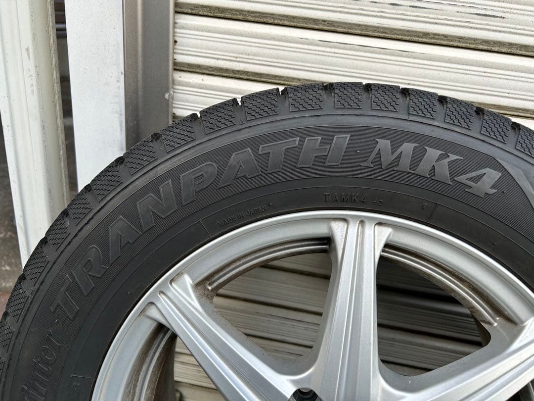 【格安！】引取り限定195/65R15スタッドレスタイヤ　ノア　ヴォクシー　4本