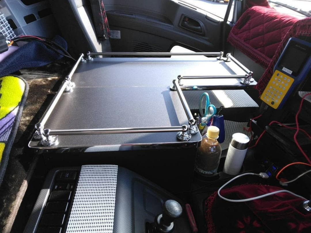 ギガ　ファイブスター専用コンソール　B type 冷蔵庫付取付可　LED