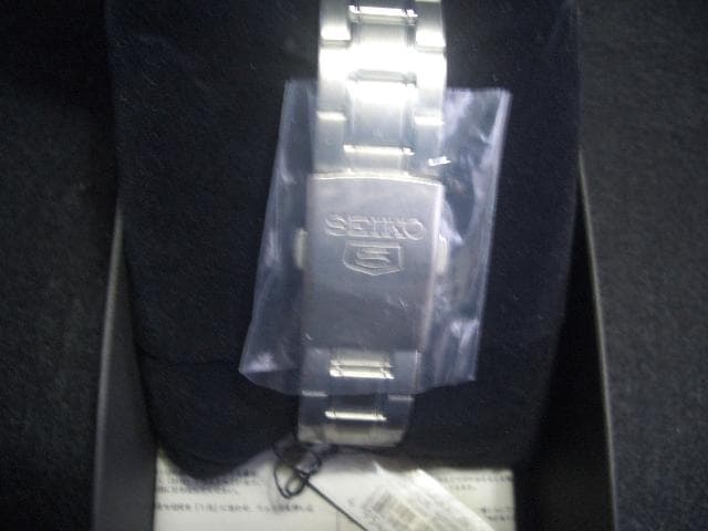 SEIKO　セイコー5　新品　希少海外モデル