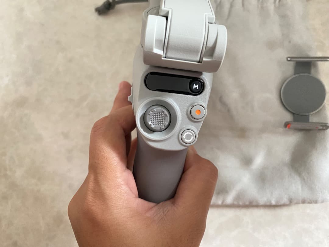 Vlogに最適！DJI OSMO モバイルスタビライザーセット