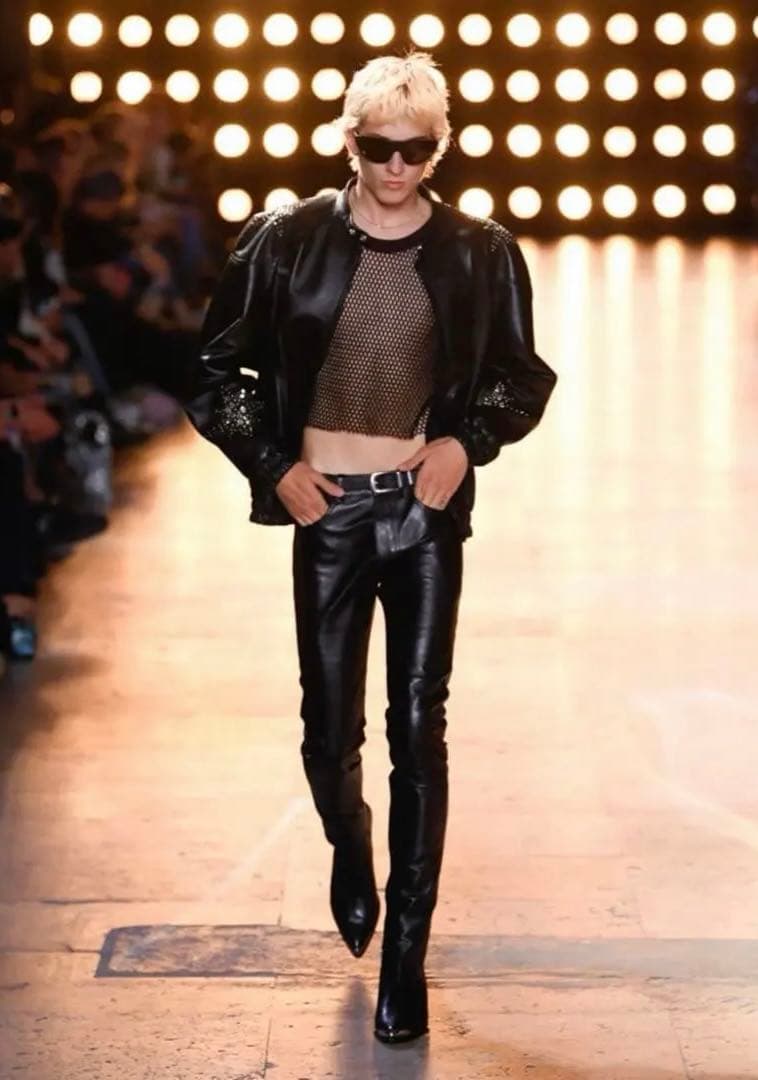 セリーヌ ミディアム 25MM ウエスタンベルト