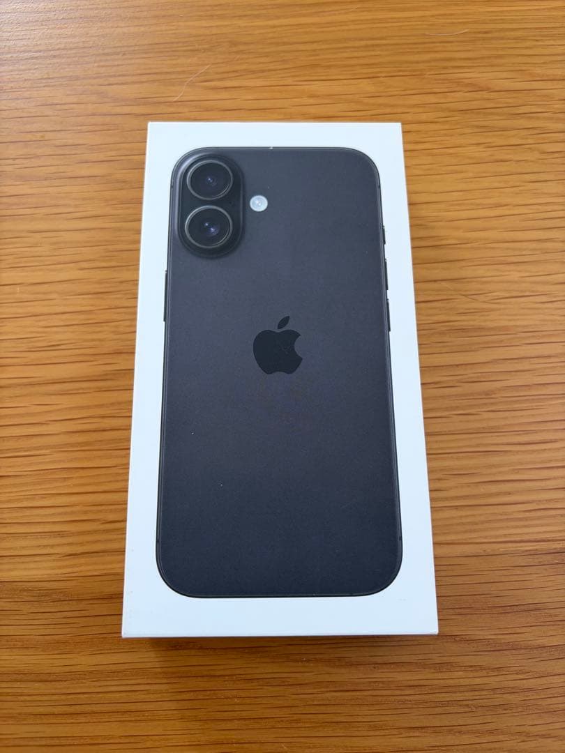 値下げ【美品】iPhone16 128GB ブラック本体（高品質ケース付き）