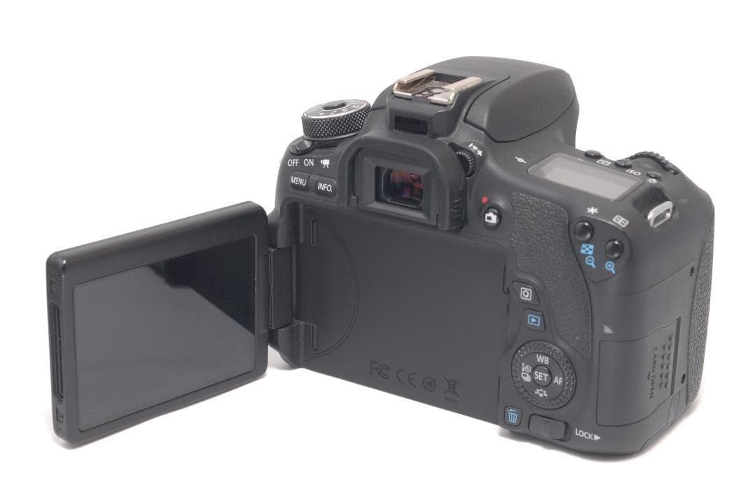 ⭐️遠くも近くもOK⭐️Canon EOS 8000D キャノン　デジタル一眼