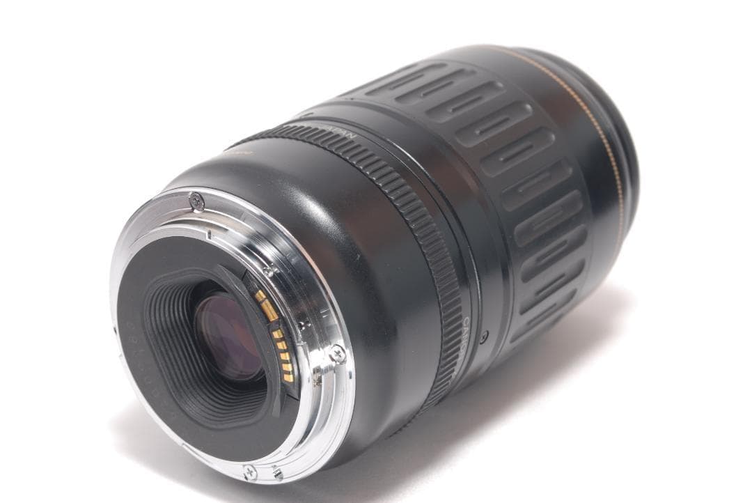 ⭐️遠くも近くもOK⭐️Canon EOS 8000D キャノン　デジタル一眼