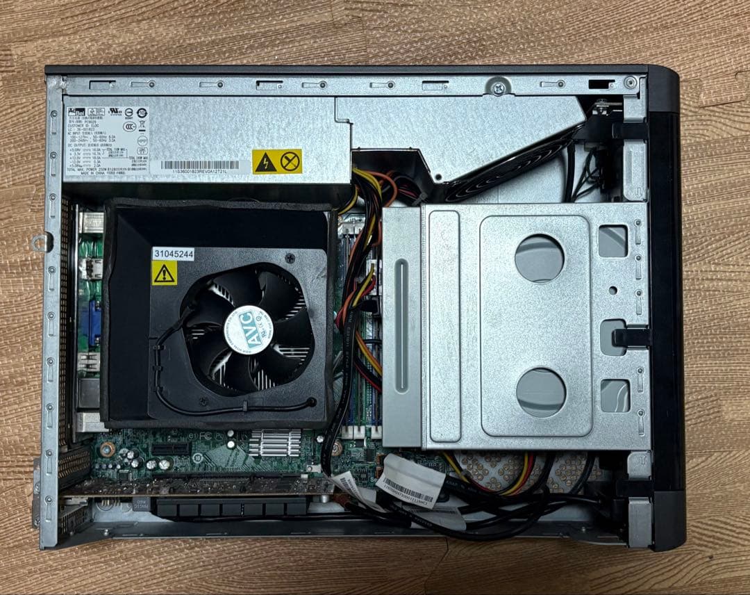 Lenovo デスクトップPC/i7/メモリ16/SSD240GB/Office