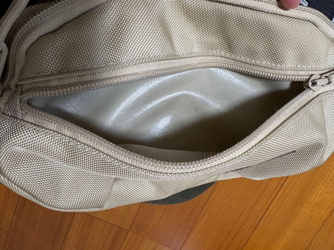 美品！supreme シュプリーム 18ss ウエストバッグ　ベージュ