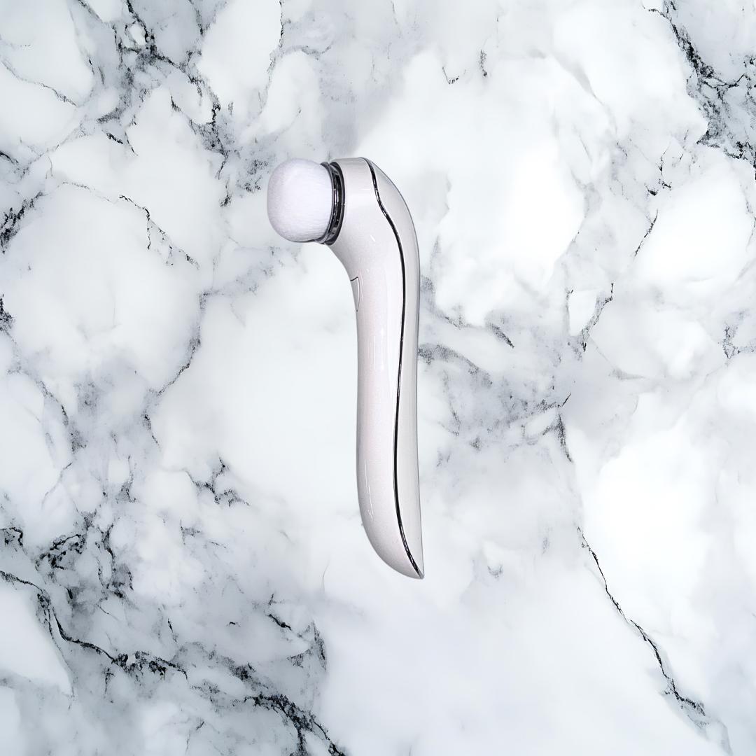 リファクリア　RF-CL2123B　中古品　洗顔ブラシ、洗顔器 RCL05