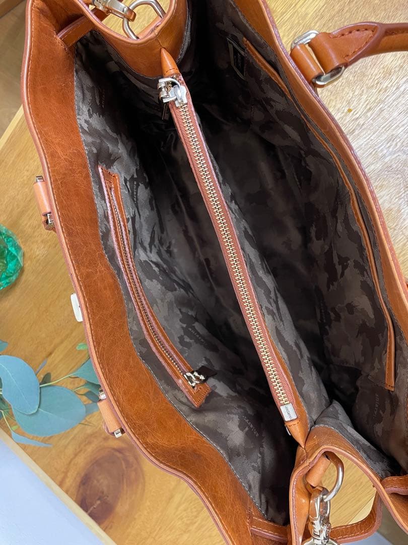 ブラウンレザー トートバッグ