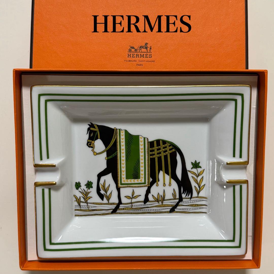 HERMES エルメス 陶器 灰皿 馬 アッシュトレイ