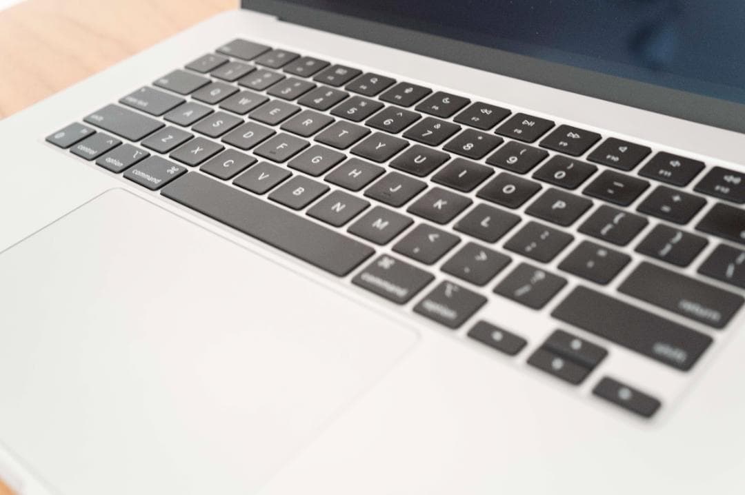 MacBookAir 15 USキー M2 16GB 512GB シルバー