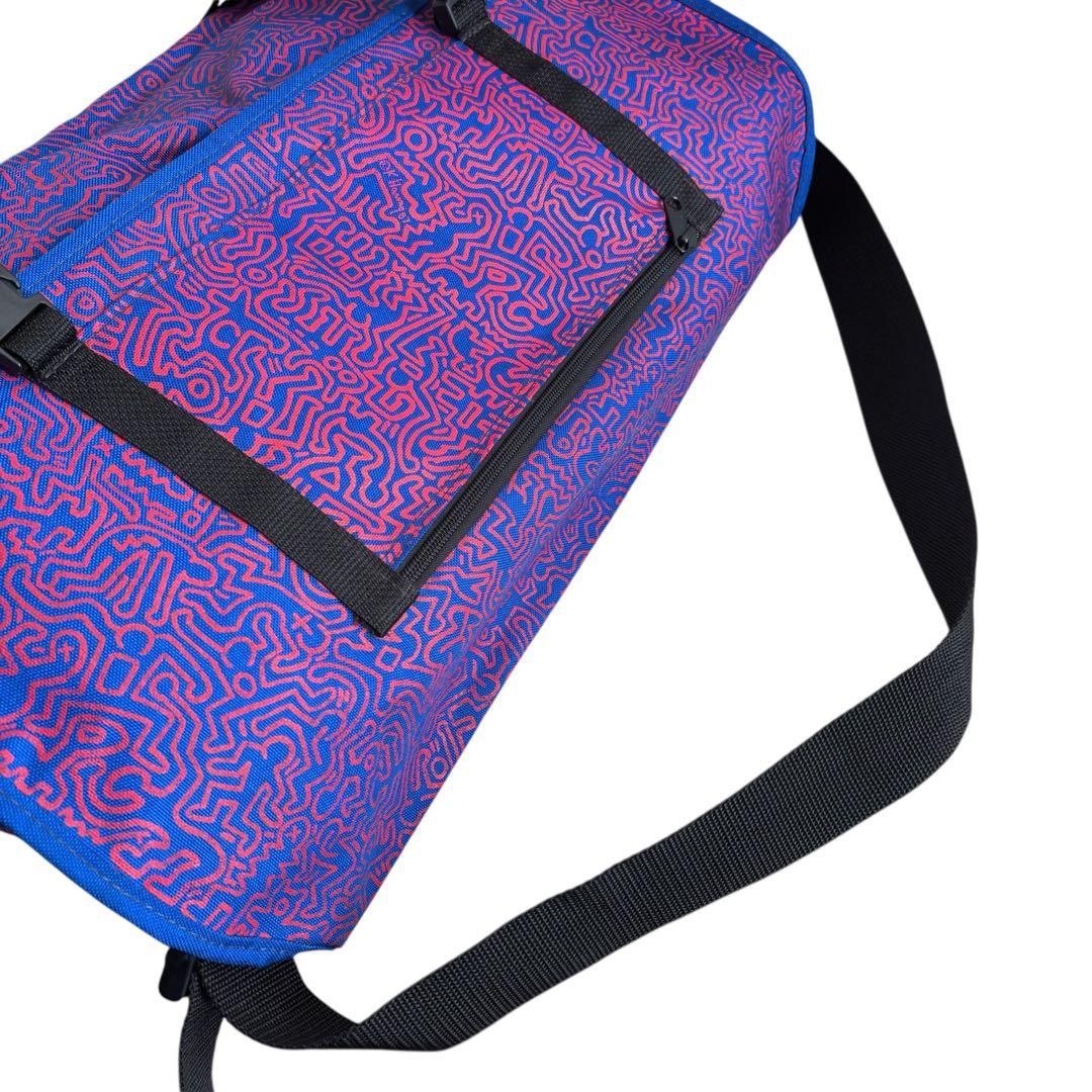 Keith Haring キースヘリング メッセンジャーバッグ ブルーショルダー