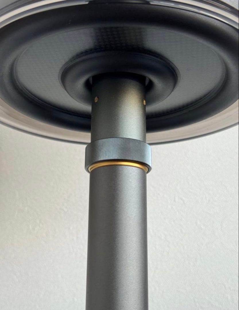 SYNG Cell Alpha Table Stand付　一台