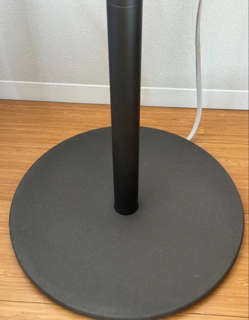 SYNG Cell Alpha Table Stand付　一台