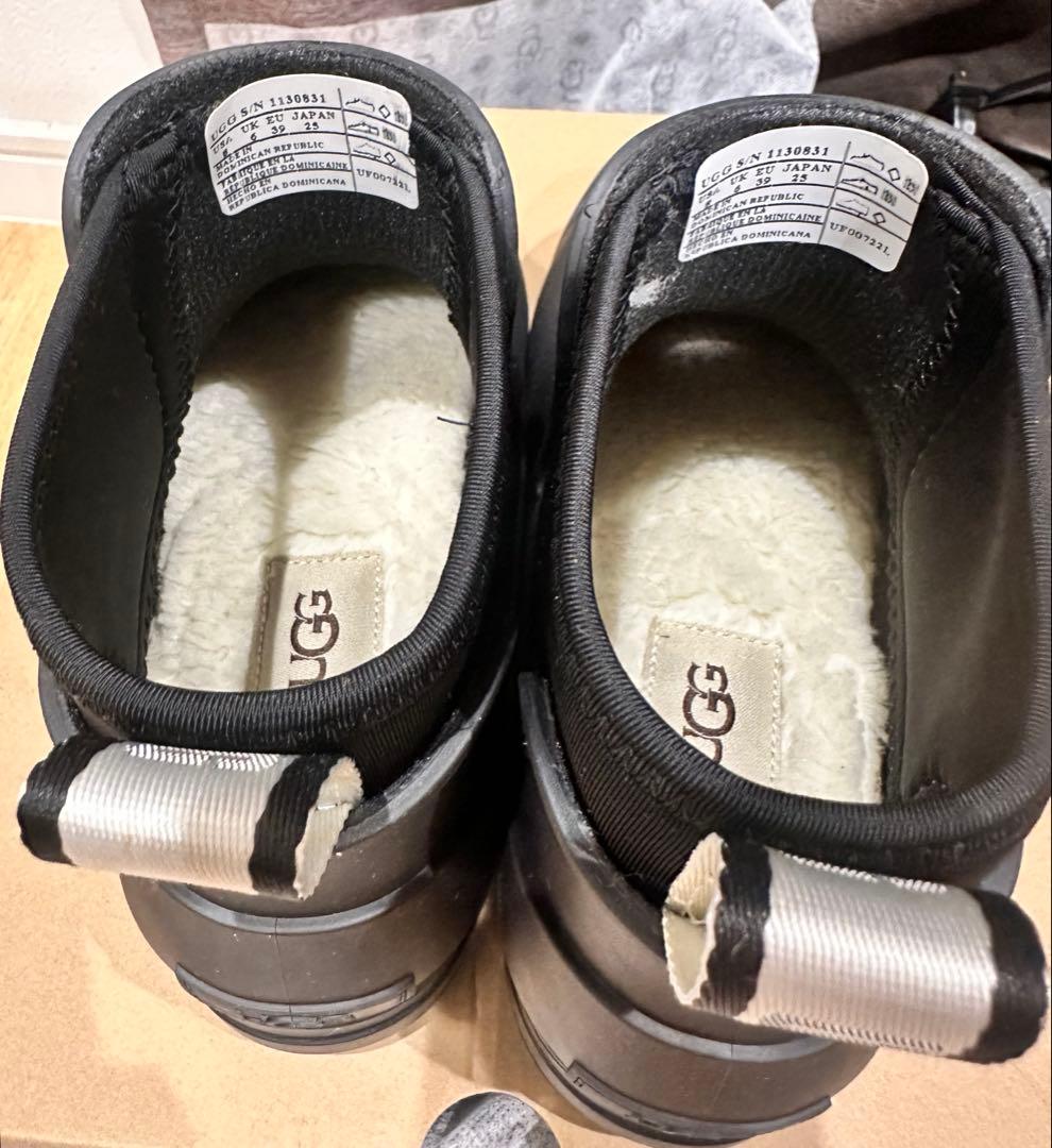 UGG ブラック レインサイドゴアショートブーツ 25cm