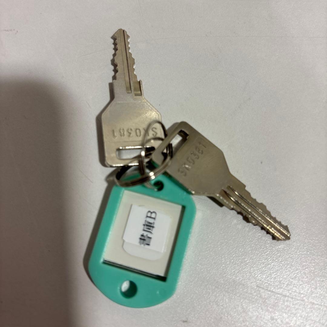 ホワイトスライド式キャビネット(スチール製)