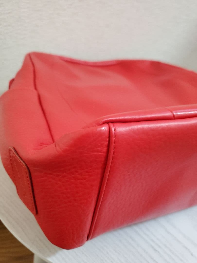 け*る様 【美品】KITAMURA　レザーリュック　レッド　A4サイズ