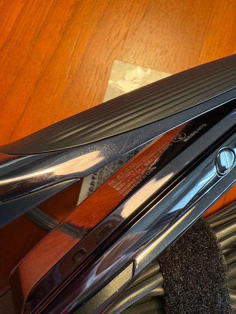 【美品】リファ　ストレートアイロン ブラック