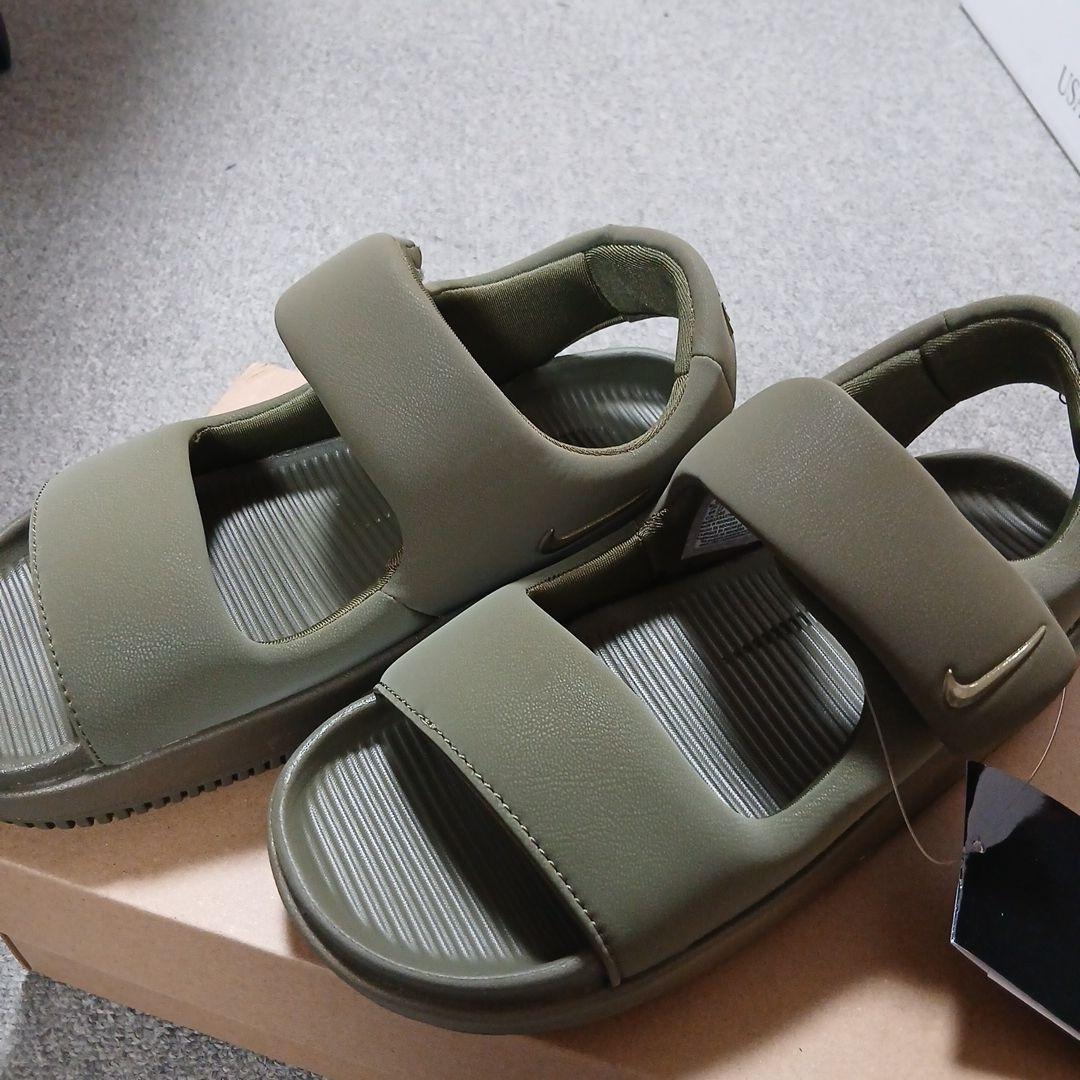 Nike スポーツサンダル オリーブ