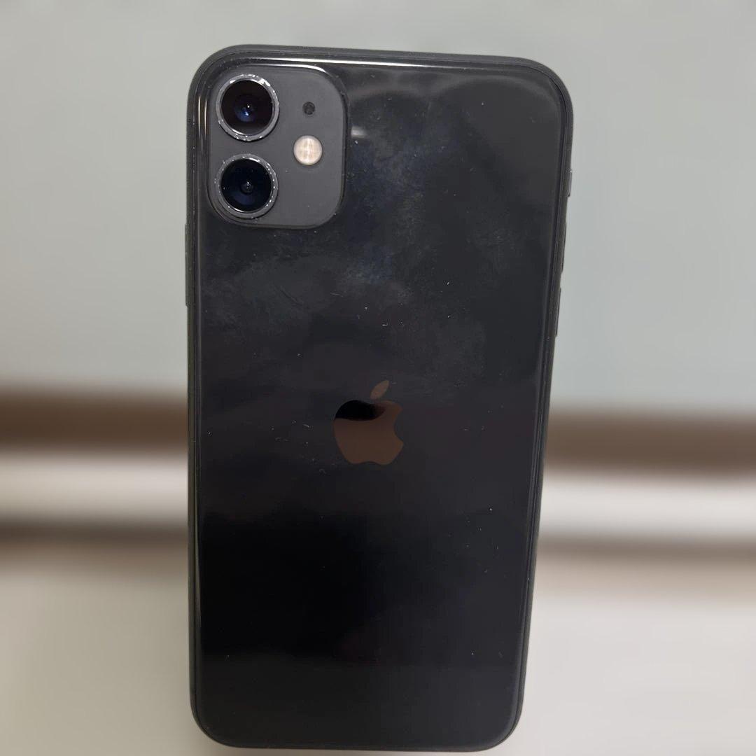 う*し様 iPhone11 ブラック64GB
