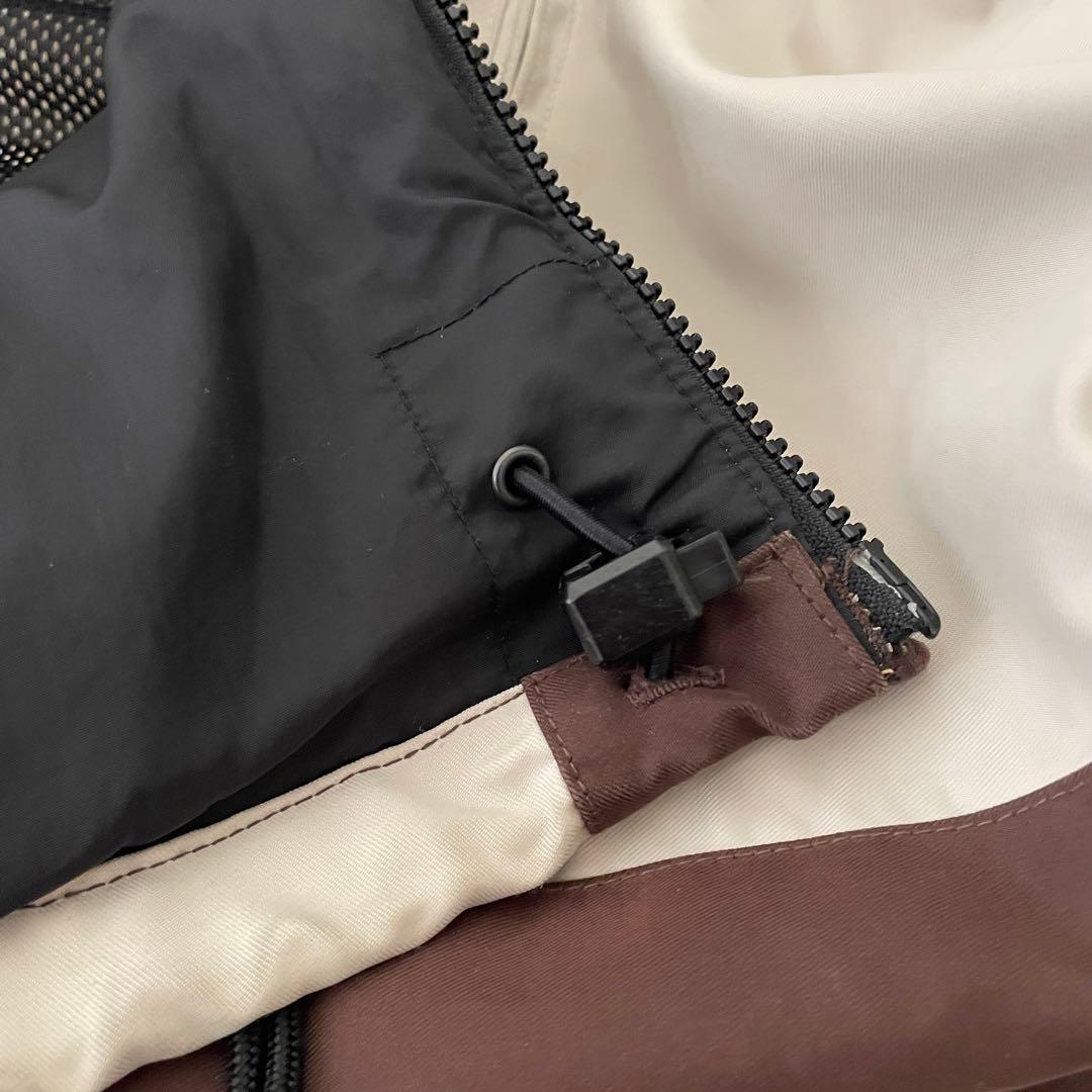 Burtonバートンスキーウェアスノーボードジャケットブルゾン茶色ブラウン刺繍