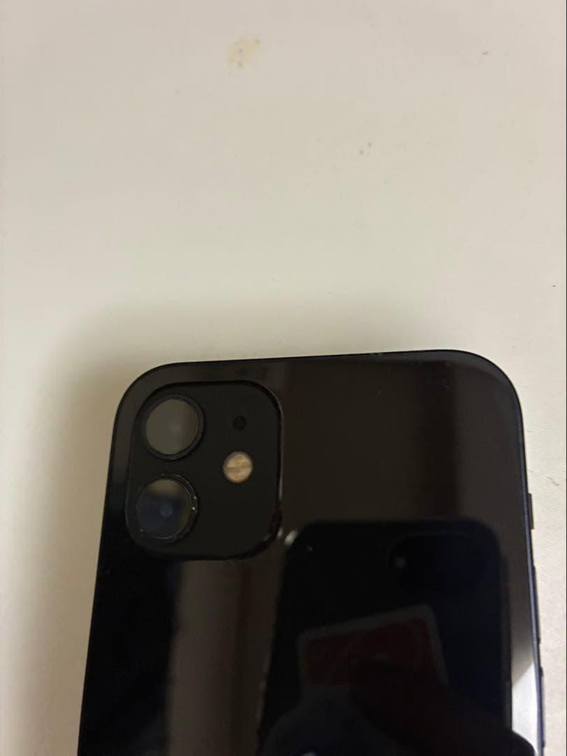 Apple iPhone 12 ブラック