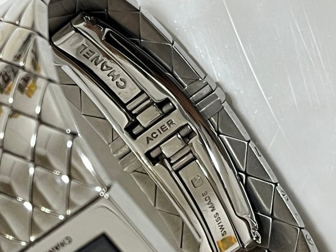 CHANEL マトラッセ 腕時計 シルバー 美品 レディース シルバー シャネル