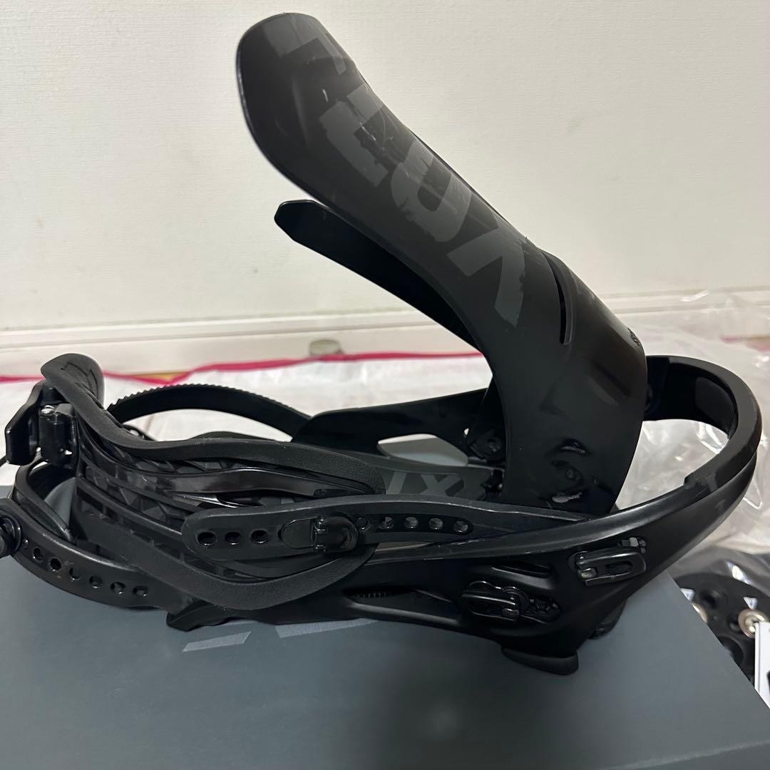 使用8回 21-22 FLUX DS Mサイズ 25〜28cm 送料込匿名配送